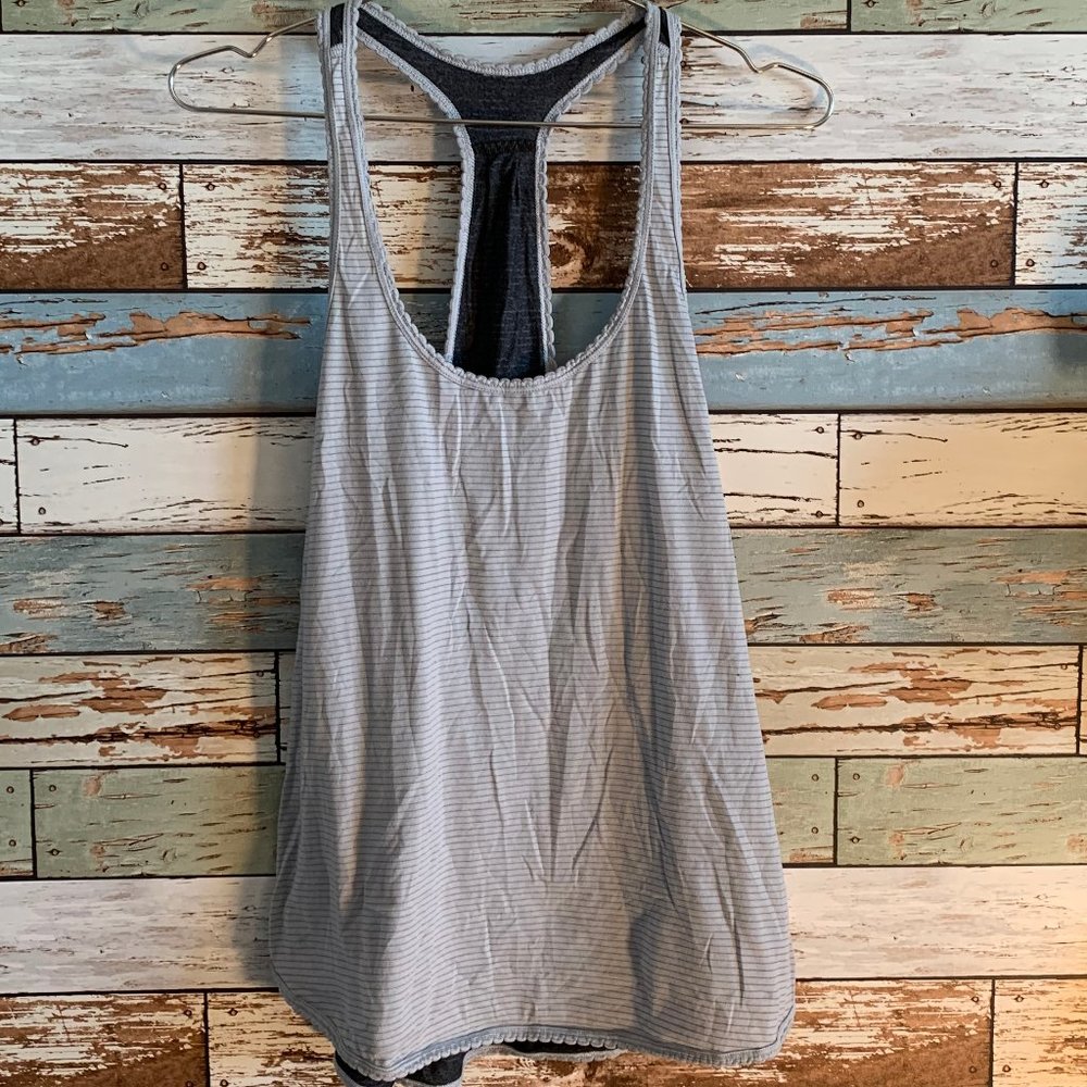 LULULEMON Grey and Black Singlet Size 6
